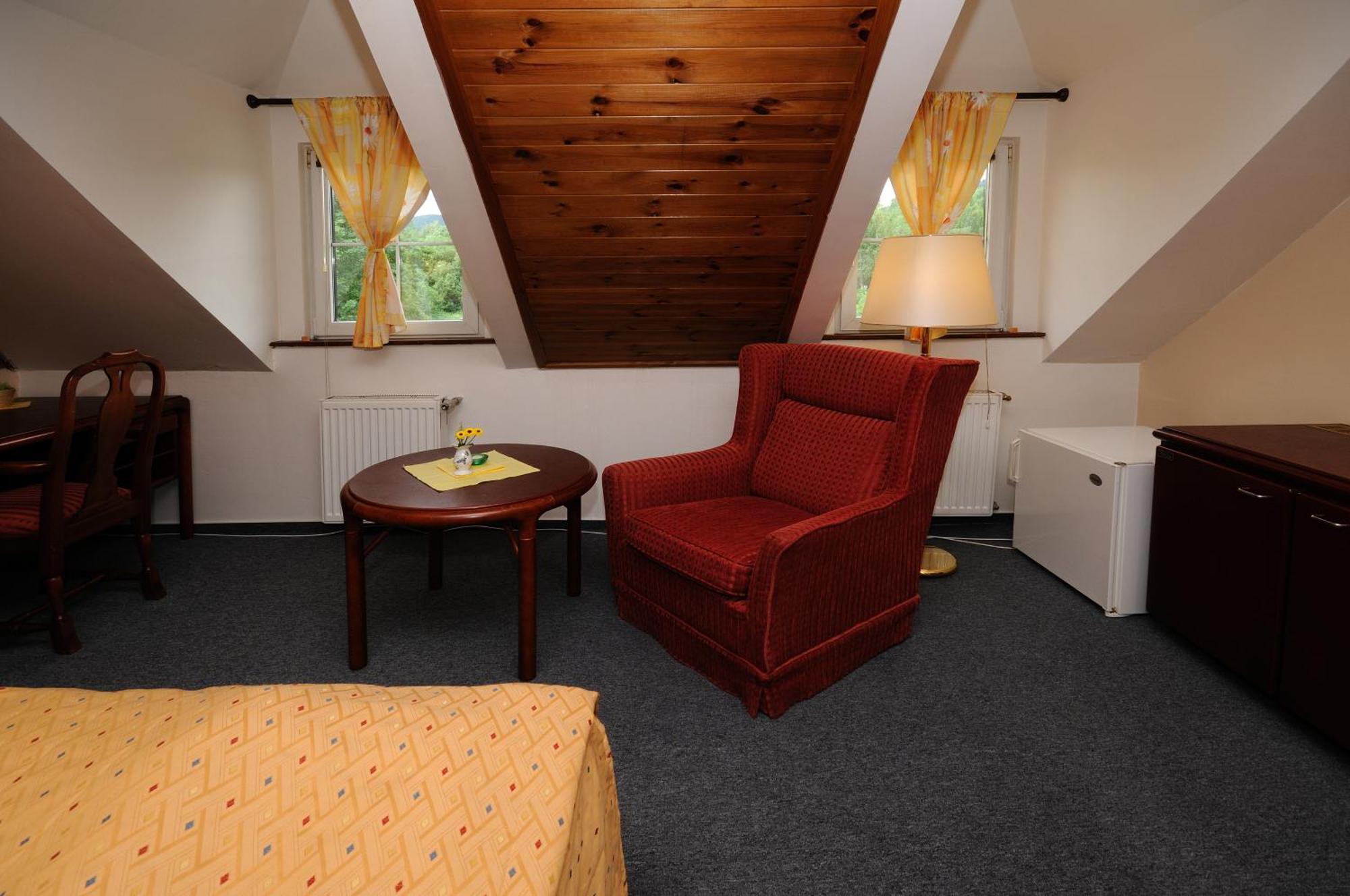 Hotel Bohemia Excellent Klášterec nad Ohří Quarto foto